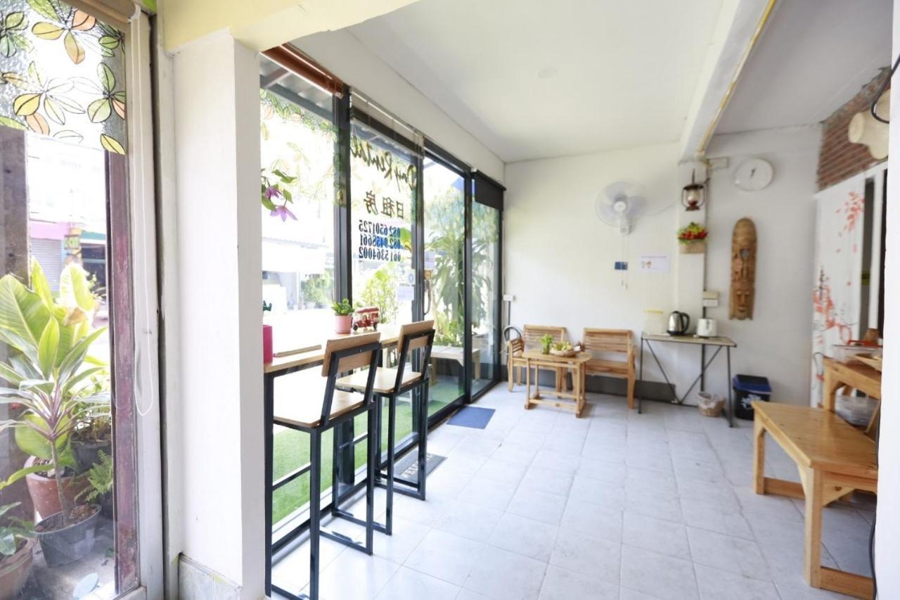 Banana Hostel Donmuang Bangkok Eksteriør billede
